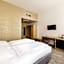 City Hotel Ring