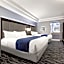 Days Inn & Suites by Wyndham Houston Hobby Airport