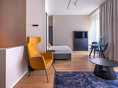 Apartment - Split Level