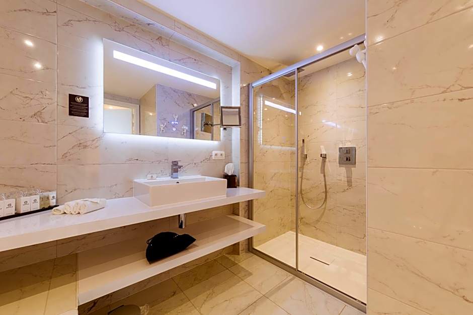 C-Hotels Andromeda