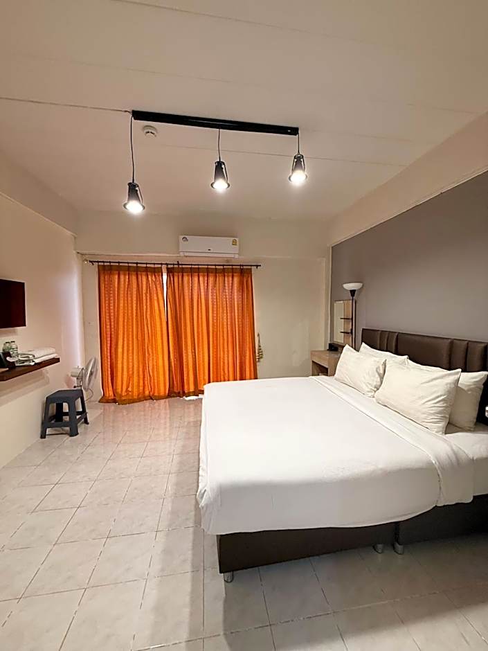 Uh Hostel