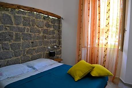 Borgo Marinaro La Medusa Arbatax - camera matrimoniale con bagno privato-