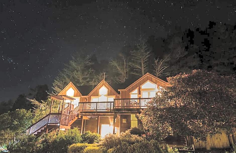 Inn at Schoolhouse Creek