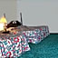 Sunday House Inn and Suites