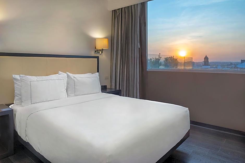 Hilton DoubleTree Guadalajara Centro Historico