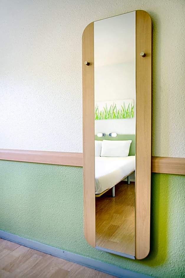 Ibis budget Valenciennes Petite Forêt