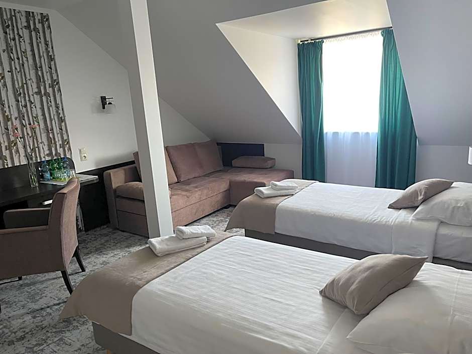 Hotel Mużakowski