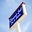 Diamond Bell Inn & Suites