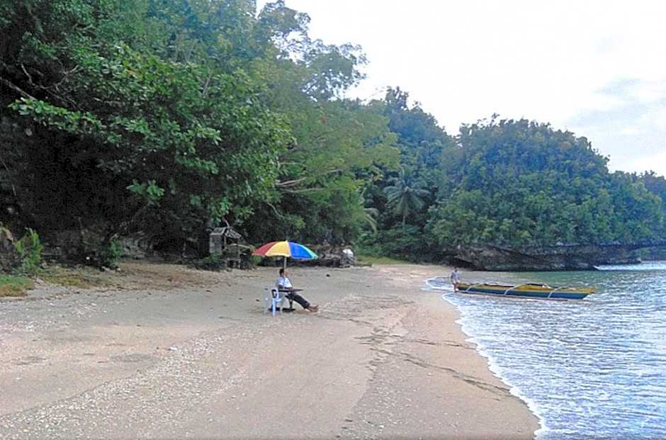 RedDoorz @ Western Highway Lodge Hotel