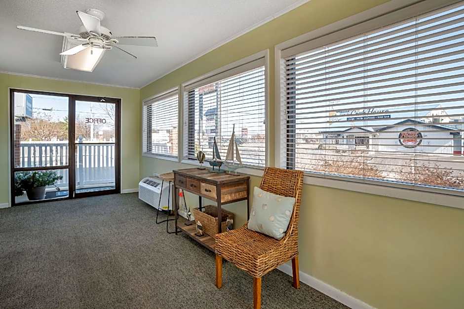 Rodeway Inn & Suites Rehoboth Beach