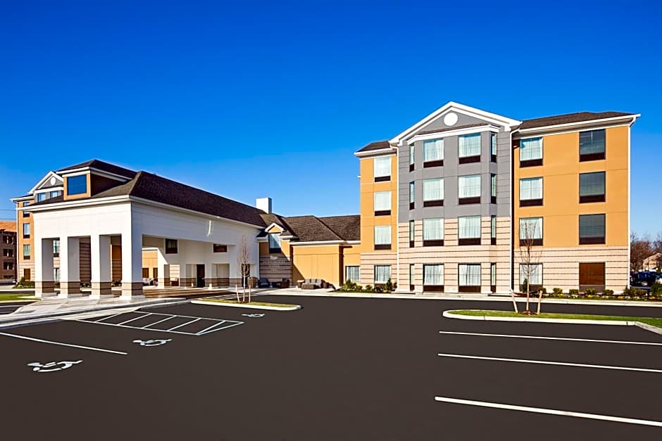 Homewood Suites By Hilton Ronkonkoma