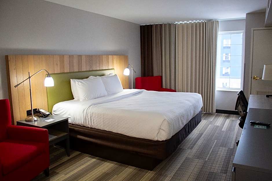 Country Inn & Suites by Radisson, Big Rapids, MI