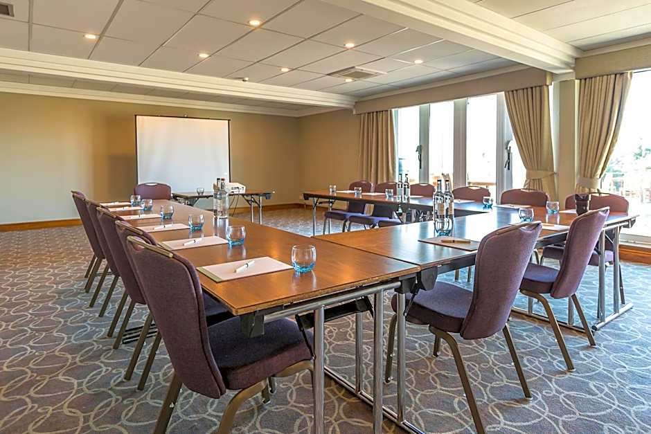 Hellidon Lakes Hotel