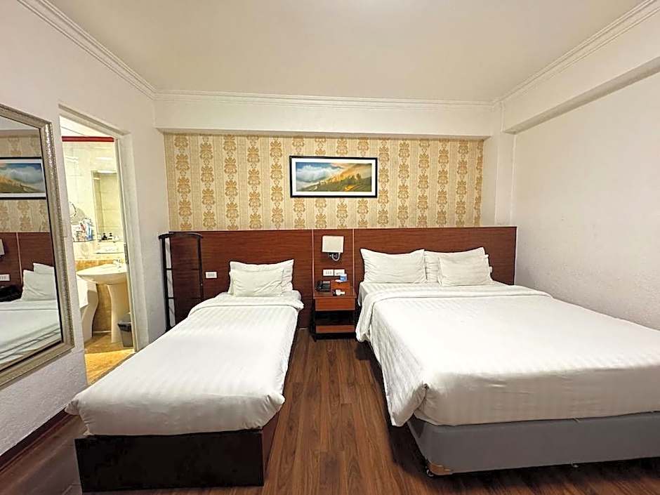 A25 Hotel - 44 Hang Bun