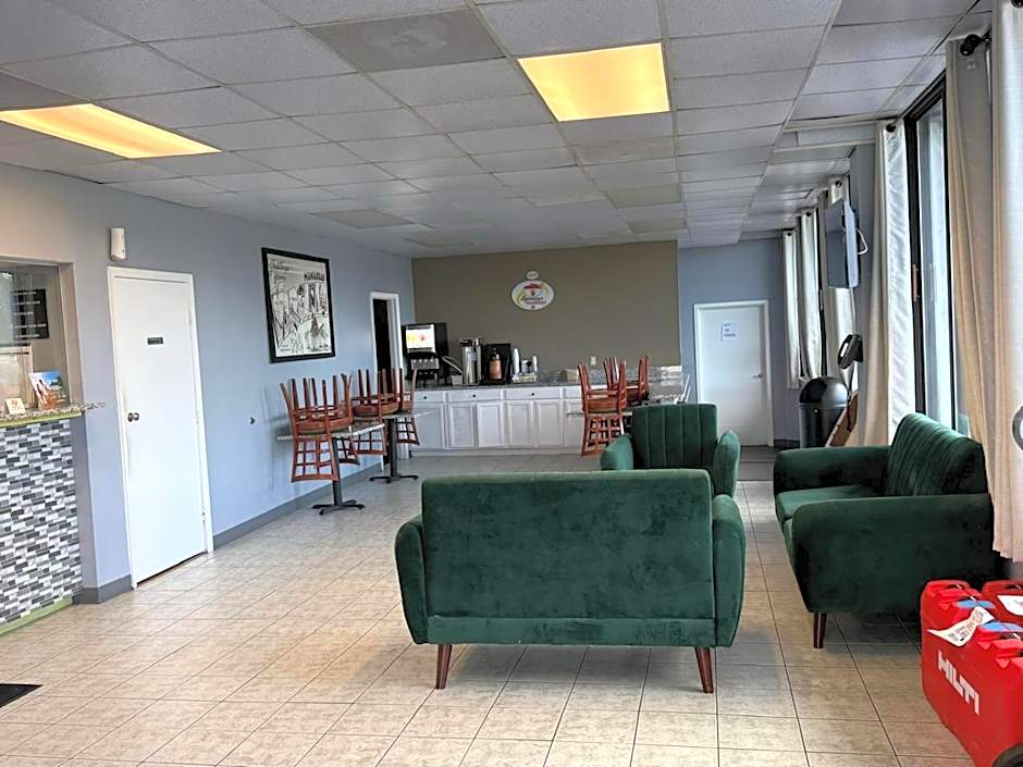 Super 8 by Wyndham Manassas