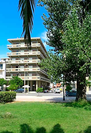 Dioscouri Hotel
