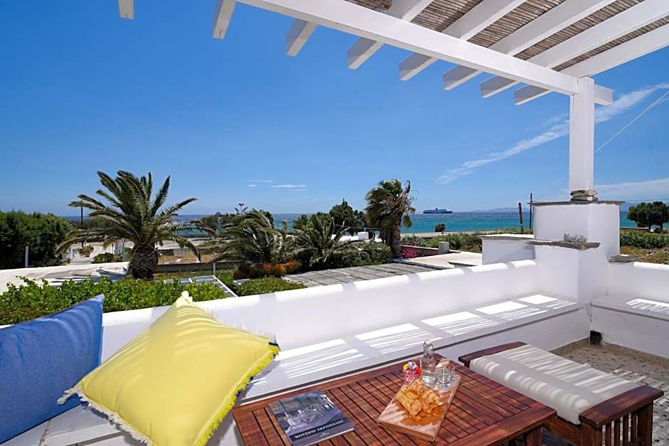 Golden Beach Studios & Suites