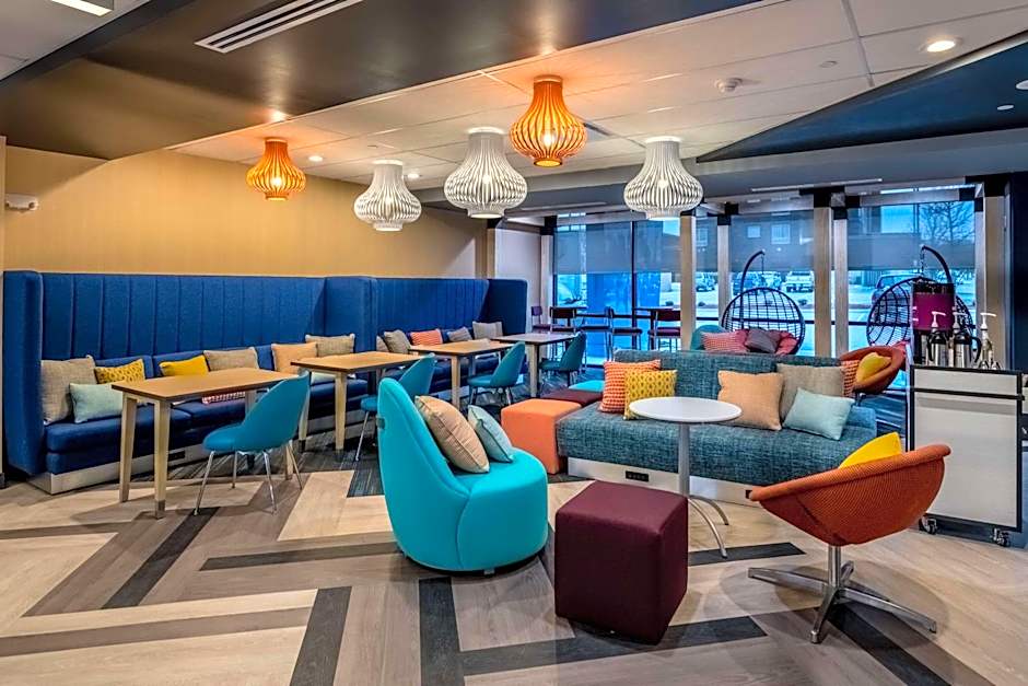 Tru by Hilton Garland, TX