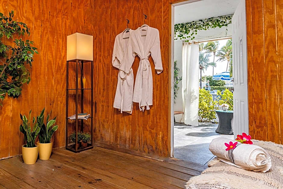 Sherry Frontenac Oceanfront