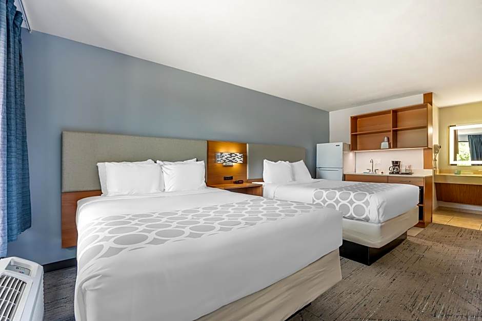 Suburban Studios Branson On The Strip