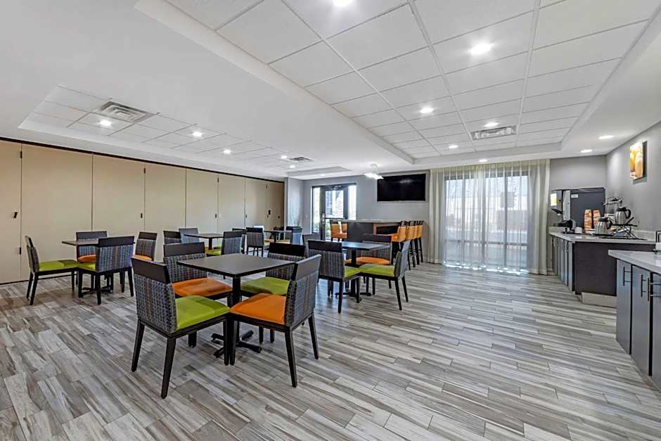 Garner Hotel Oklahoma City - Quail Springs by IHG