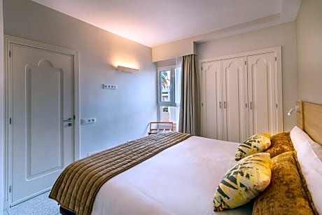 Superior Double Room (1 Adult + 1 Child)