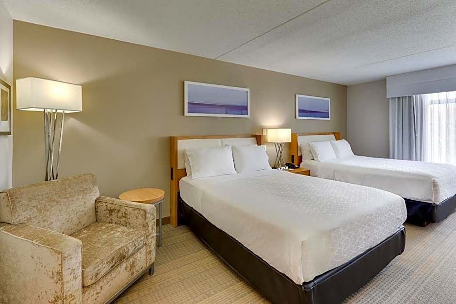 Photo 1 of 6 of Standard 2 Queen Beds