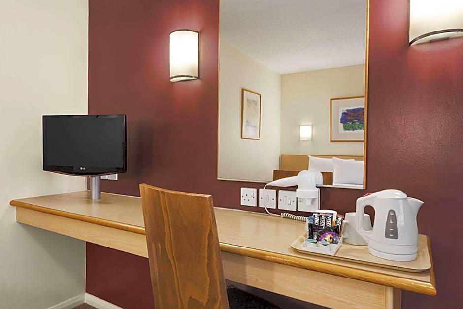 Days Inn Warwick South M40