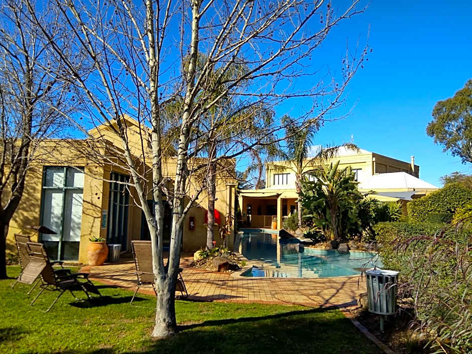 Madison Spa Motel - Adults Only