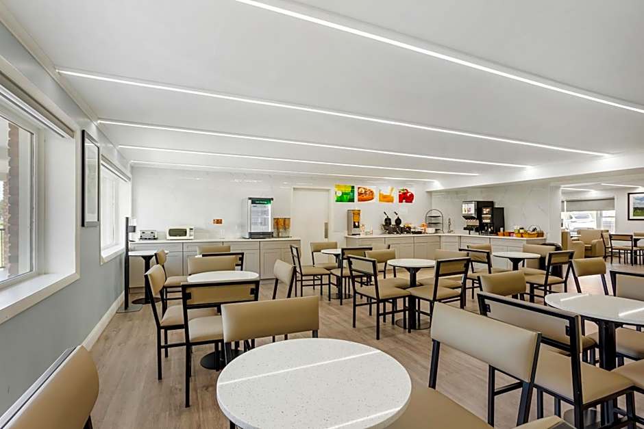 Quality Inn Smoketown - Lancaster Area