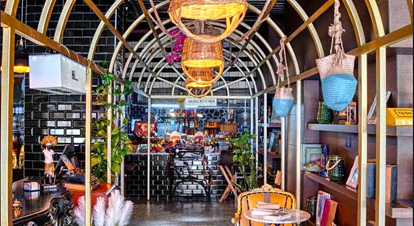 Anjeliq Downtown Boutique Hotel