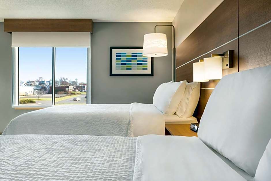 Holiday Inn Express Hotel & Suites Anniston/Oxford By IHG