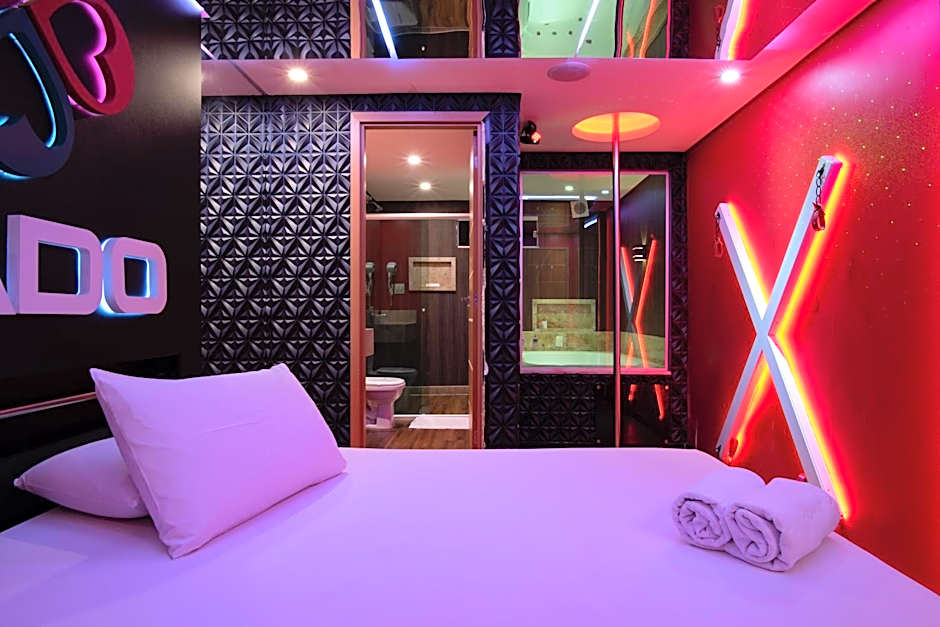 Motel fantasy 4 (adult Only)