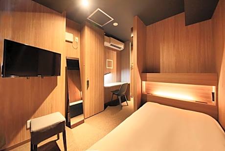 Single Room - Male Only
