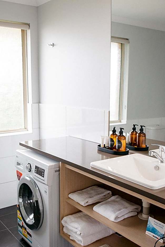 Quality Suites Banksia Gardens WA