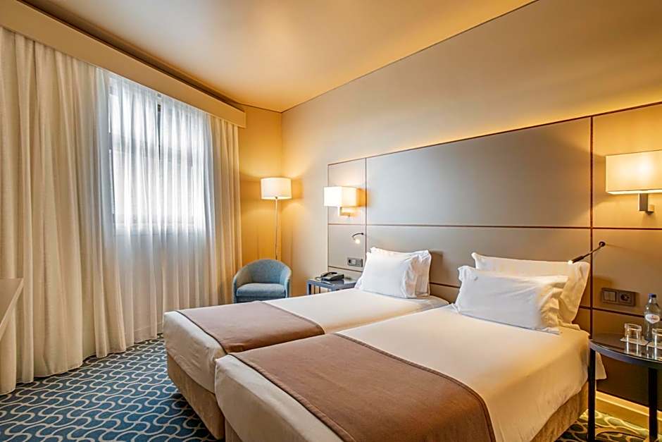 Hotel Dom Henrique - Downtown