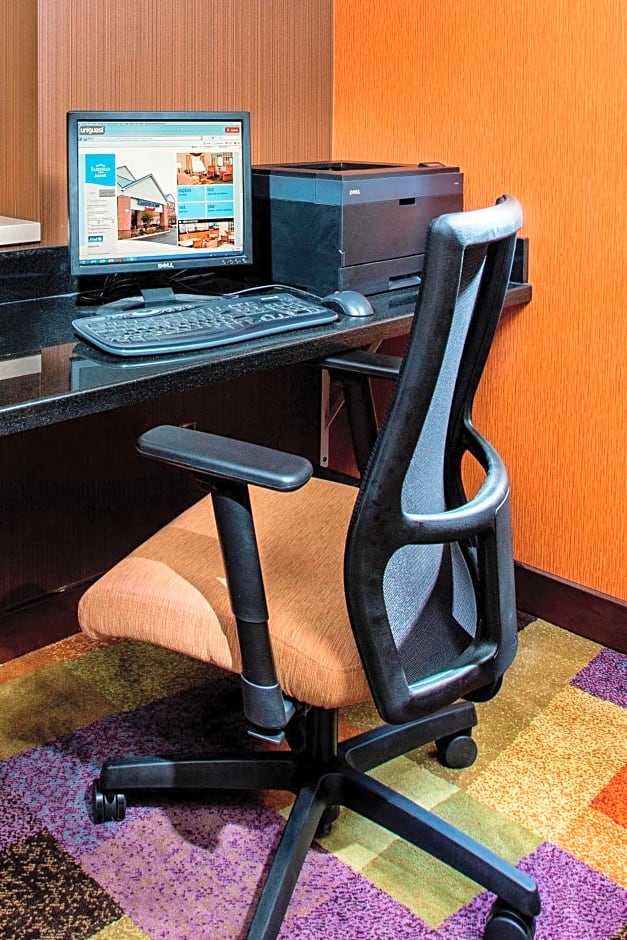 Fairfield Inn & Suites by Marriott Dayton South