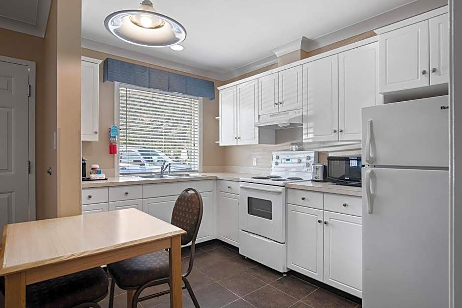 Glenwood Inn & Suites