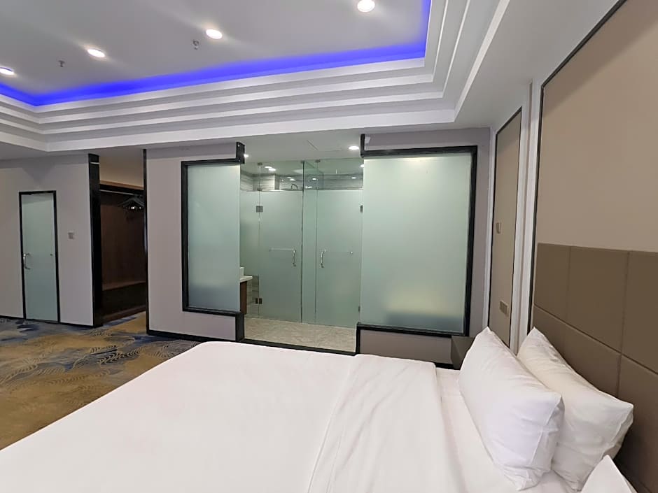 7 Days Inn Jiamusi Xilin Road RT-Mart