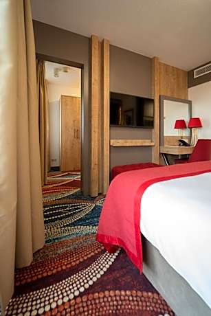 Standard Family Room