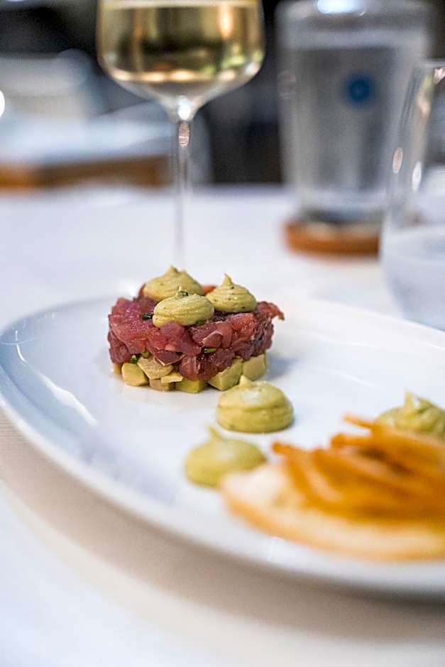 Palmares Signature Apartments