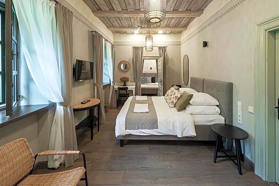 Zyplių Dvaro Oficina Viešbutis