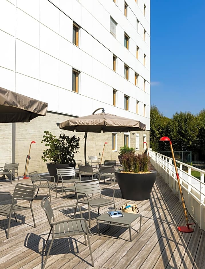 Okko Hotels Grenoble Jardin Hoche