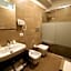 8room hotel