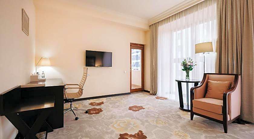 Paris Hotel Yerevan