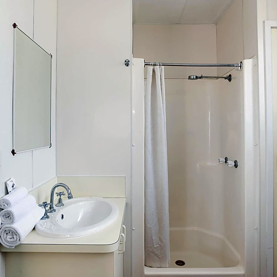 Crestview Tourist Park