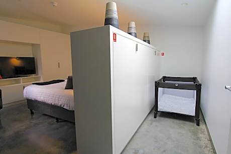 Tutor's Apartment