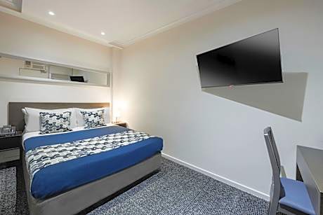 Mini Double Room with No Housekeeping Service