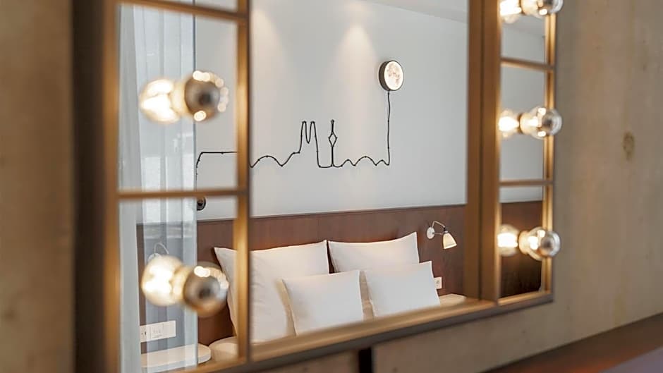 Ruby Ella Hotel Cologne By IHG
