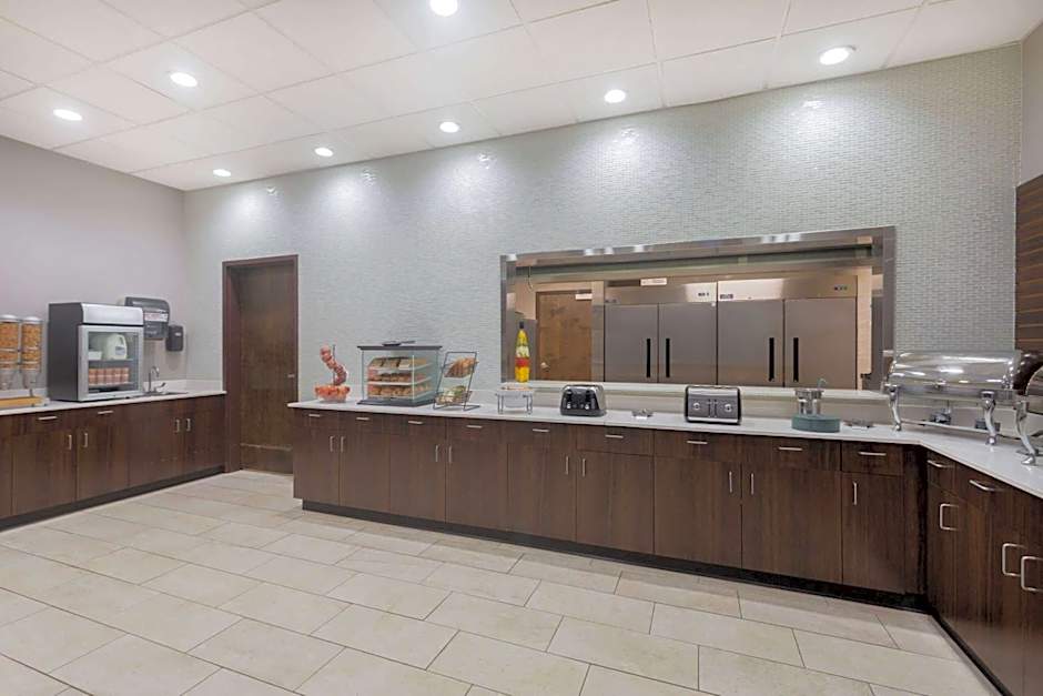 La Quinta Inn & Suites by Wyndham Joplin